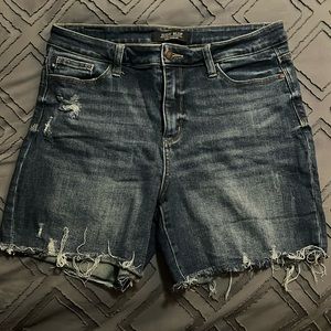 Judy Blue Short